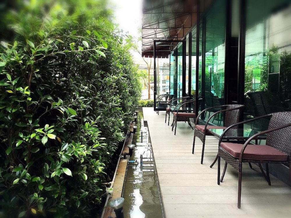 the one boutique hotel