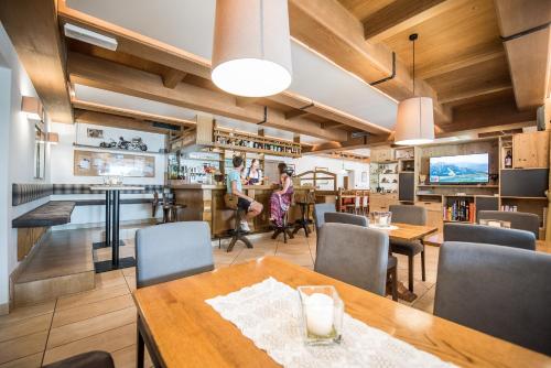 hotel condor