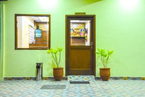 Hotel Rathnavel Towers Annex,Kanchipuram>>Chennai,0 star