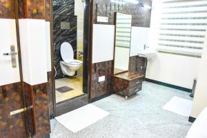 Hotel Rathnavel Towers Annex,Kanchipuram>>Chennai,0 star