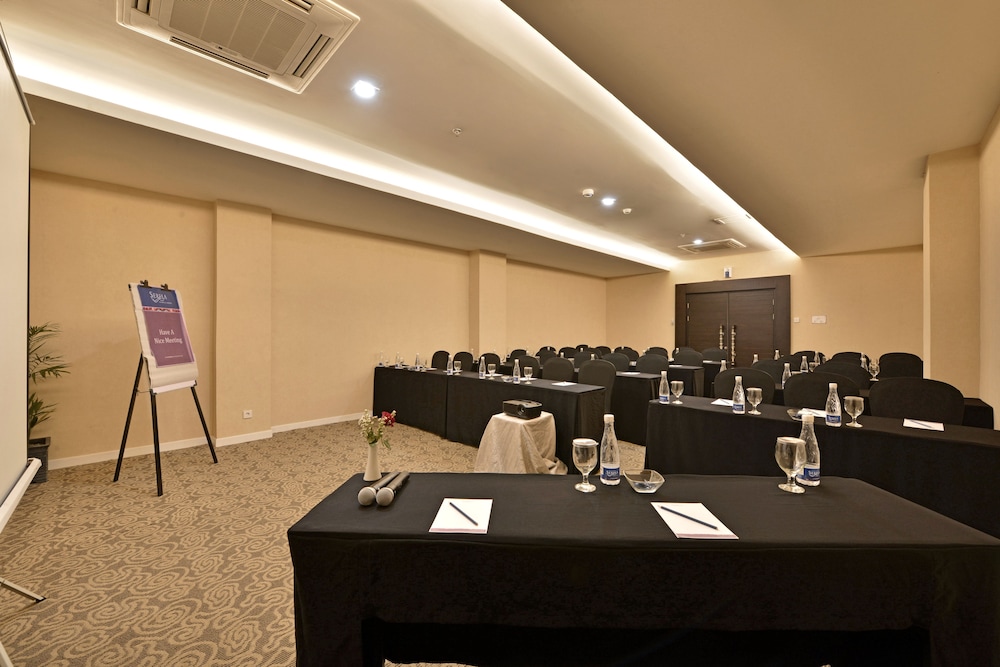 serela cihampelas hotel