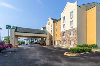 Comfort Suites Richmond,Richmond>>Lexington,3 star