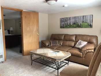 Dao House,Estes Park>>Boulder,3 star