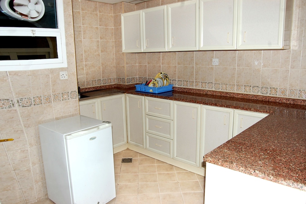 al ferdous hotel apartment