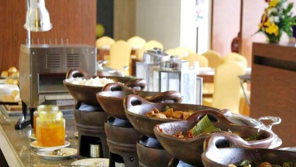 crystal lotus hotel yogyakarta