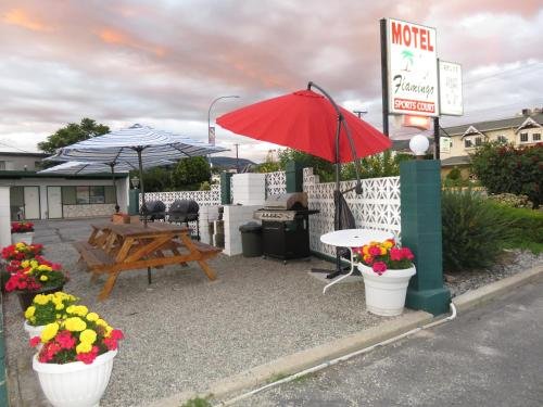 Flamingo Motel,Okanagan Valley>>Penticton,2 star