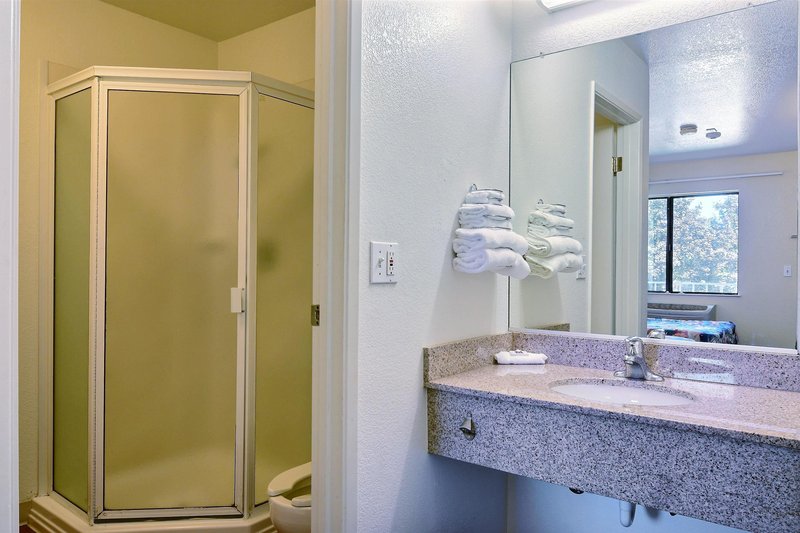 motel 6 kirkland wa north kirkland