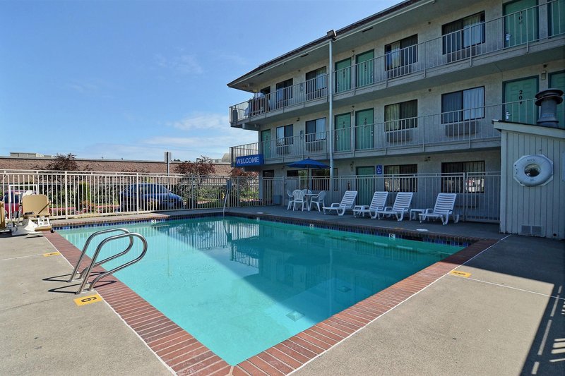 motel 6 kirkland wa north kirkland