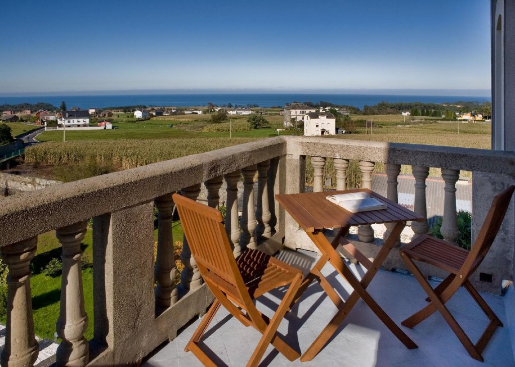 Casa De Castro,Cartavio>>Asturias,3 star