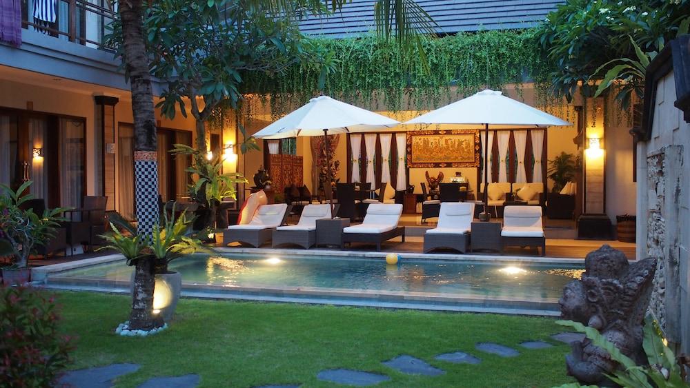 lebak bali residence