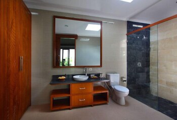 lebak bali residence