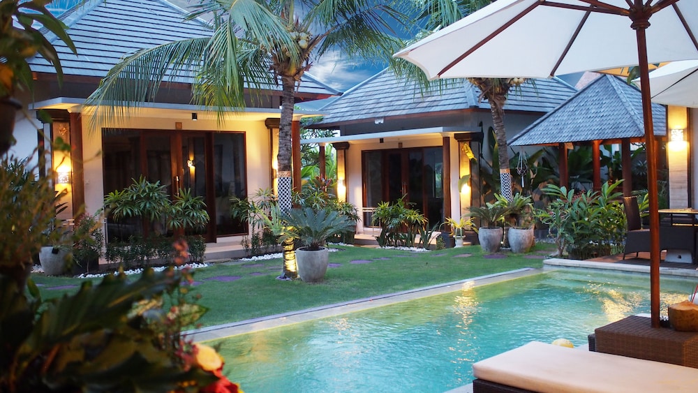 lebak bali residence