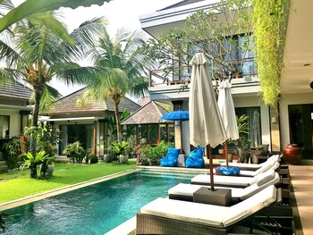 lebak bali residence