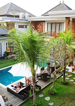 lebak bali residence