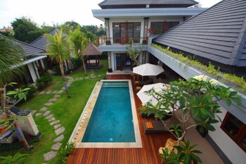 lebak bali residence