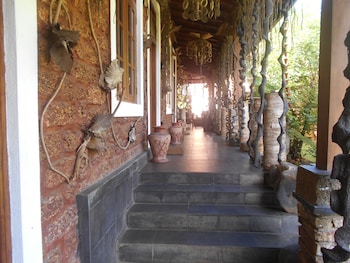 Sapphire Holiday Resort,Nuwara Eliya>>Bogawantalawa,3 star