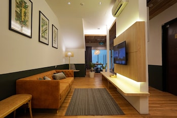 chaos boutique hotel kuala lumpur