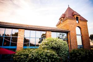 les ecuries de la tour