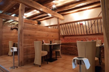 les ecuries de la tour