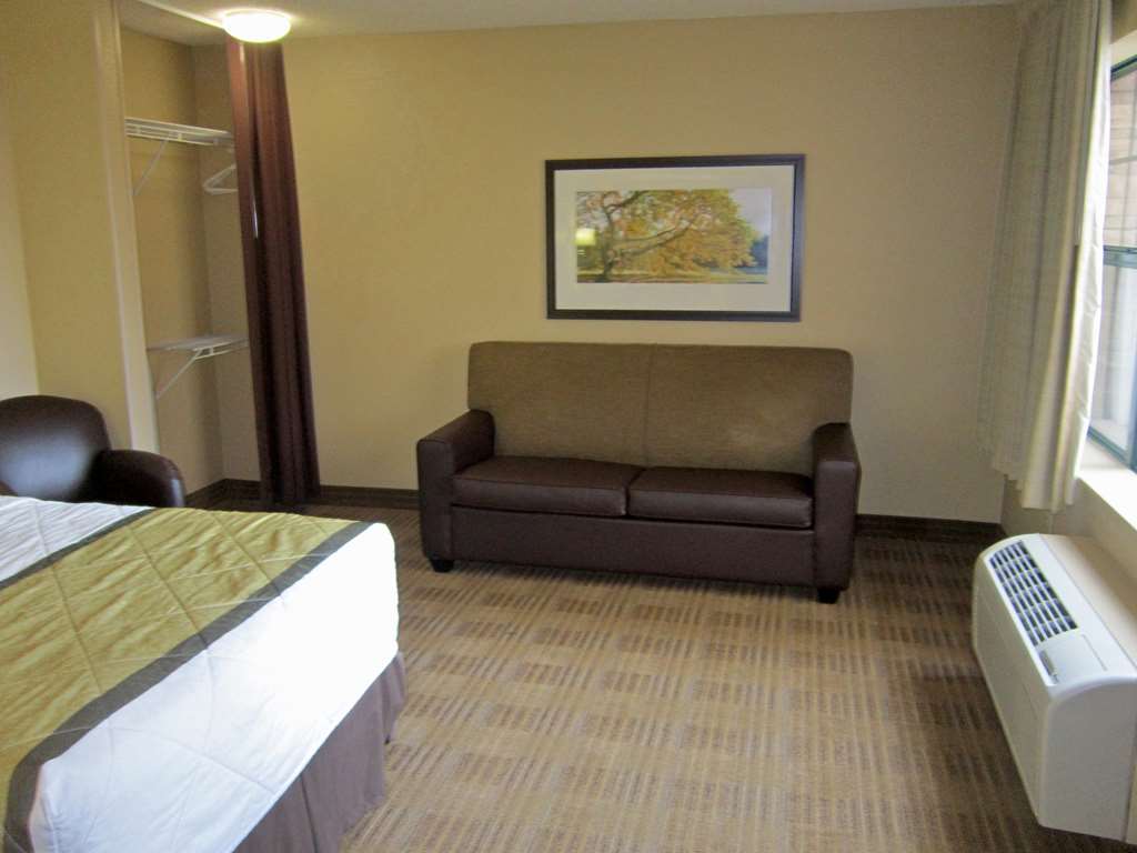 extended stay america suites detroit metropolitan airport