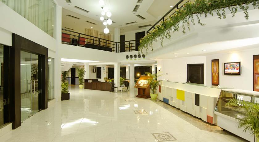 Primebiz Hotel Karawang,Cikampek>>Bandung,4 star