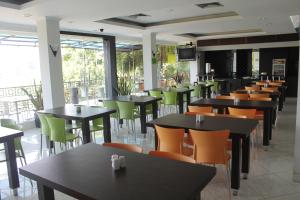 primebiz hotel karawang