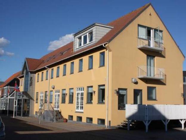 hvide sande hotel