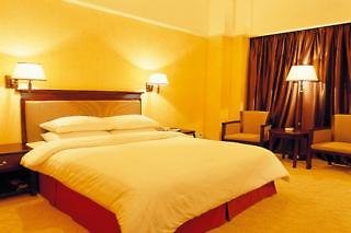 Lifu Hotel (Guangzhou Tianhe Park Huangpu Avenue Rundu),Tianhe>>Guangzhou,3 star