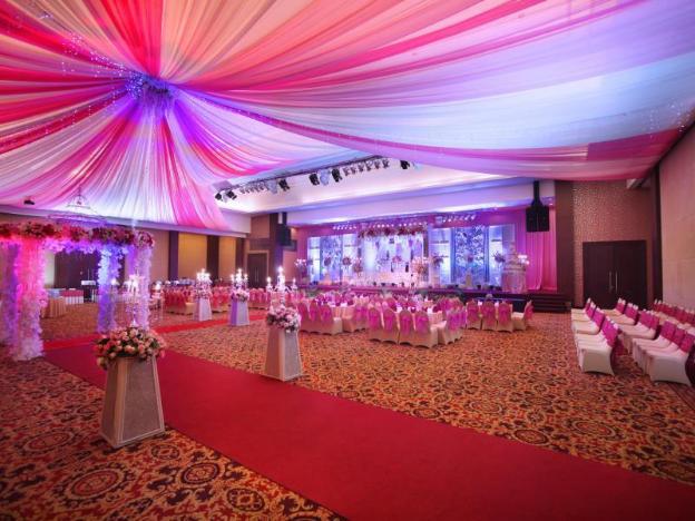 aston samarinda hotel and convention center