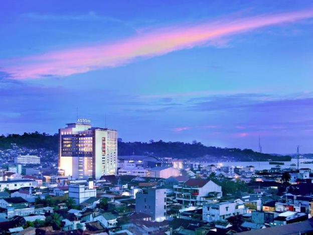 aston samarinda hotel and convention center
