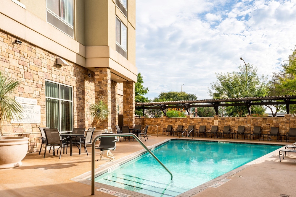 fairfield inn and suites san antonio alamo plaza convention center