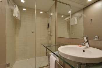 hotel 1881 madrid ventas adults only