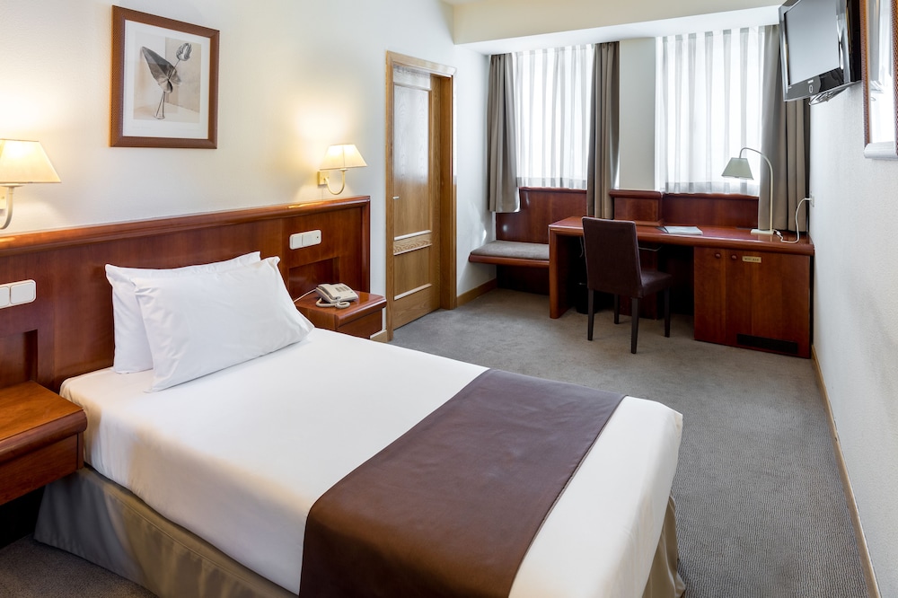 hotel 1881 madrid ventas adults only