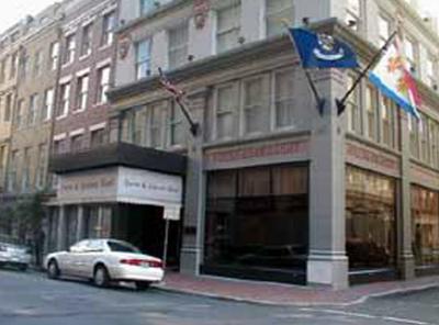 qandc hotel and bar new orleans autograph collection