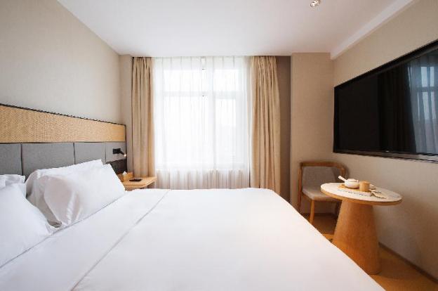 ji hotel dalian xian road