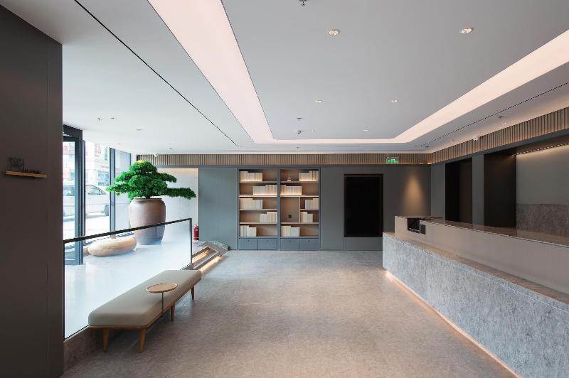 ji hotel dalian xian road