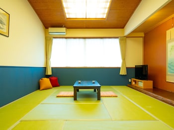 yufuin yawaraginosato yadoya