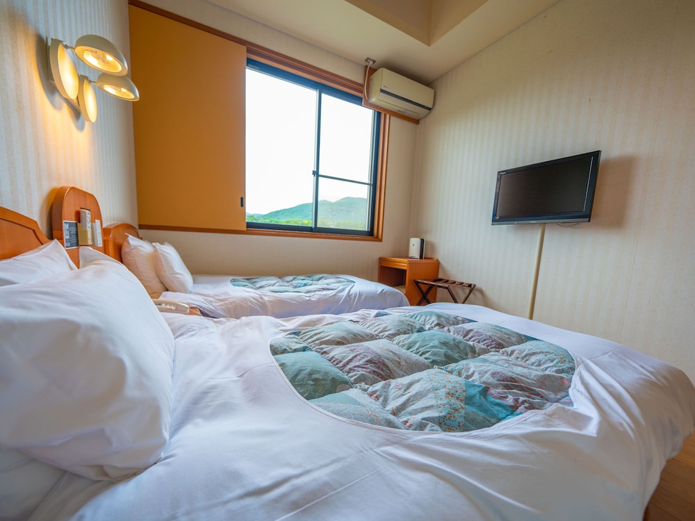 yufuin yawaraginosato yadoya