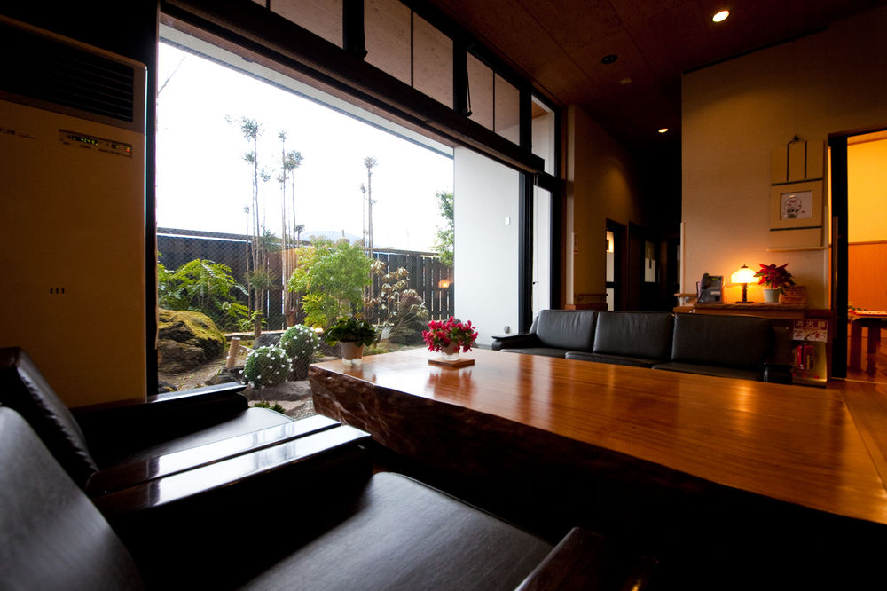 yufuin yawaraginosato yadoya