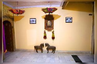Hotel Surja,Amar Sagar Pol>>Jaisalmer,1 star