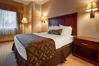 Montcler Hotel & Conference Center, Trademark By Wyndham,Ottawa>>Chicago,3 star