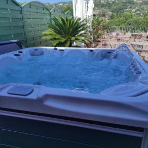 hotel casabella cannes mouans sartoux