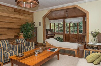 Playa Maqui Lodge,Llanquihue Province>>Frutillar,3 star