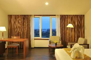 dhanalakshmi srinivasan hotel