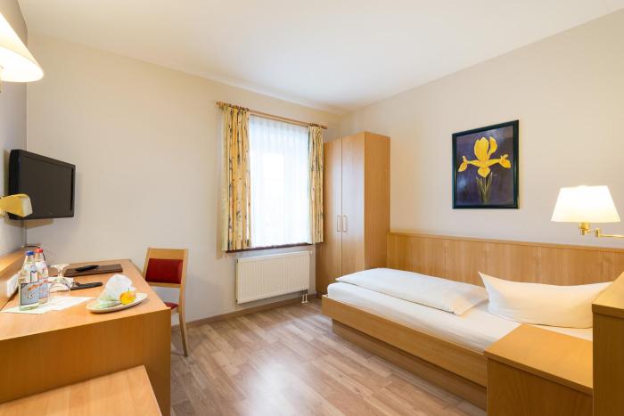 hotel neuwirt