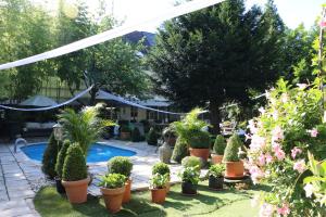 hotel ashleys garden