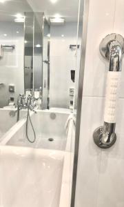 hotel ashleys garden