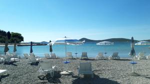 refresh boutique apartments