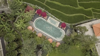om ham retreat and resort