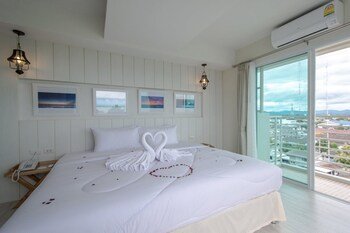 prachuap grand hotel